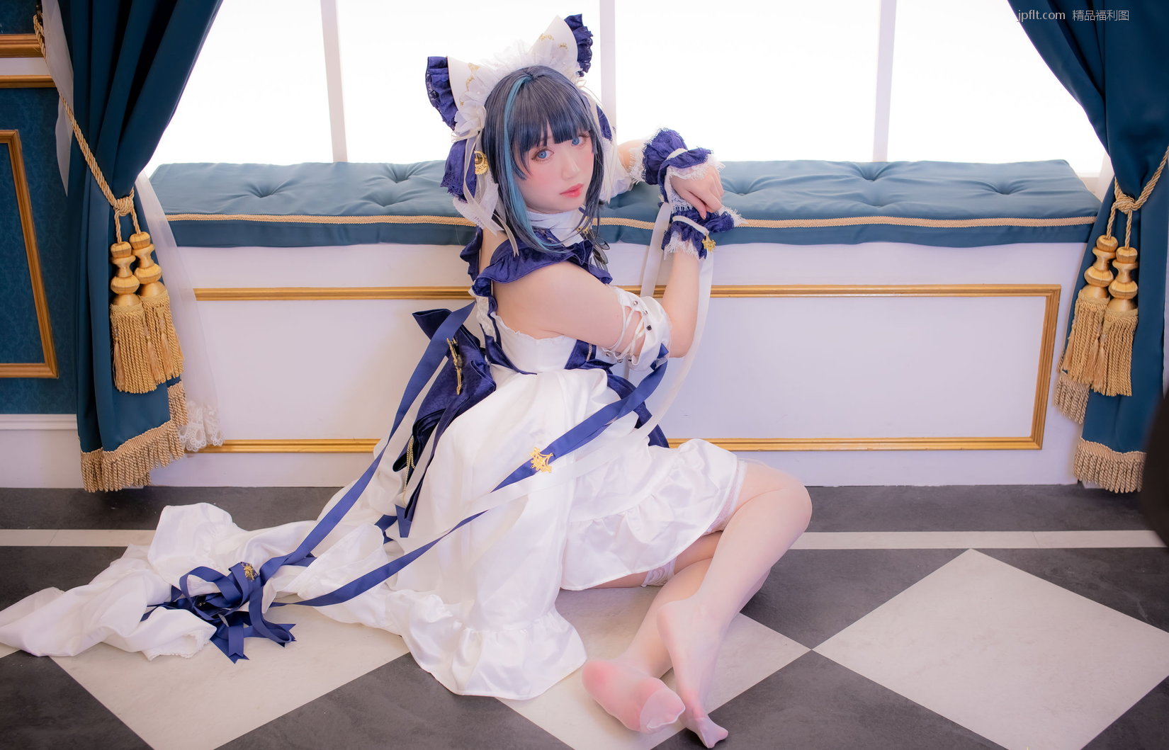 Arnima Ӿװ̴ͼƬ   [Coser] 20ҳ 